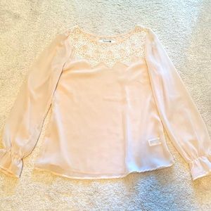 Forever 21 blouse with crochet detail around neck and chic sleeves